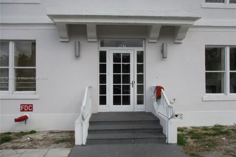 Condominio en alquiler en Miami Beach, Florida, 1 dormitorio, 51.1 m2 № 1770686 - foto 11