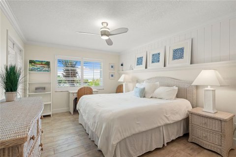 Condo in Sarasota, Florida, 2 bedrooms  № 1876290 - photo 24