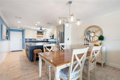Condo in Sarasota, Florida, 2 bedrooms  № 1876290 - photo 15