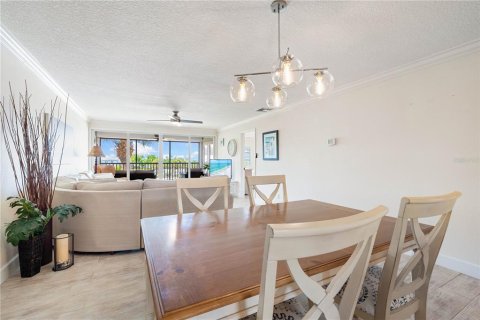 Condo in Sarasota, Florida, 2 bedrooms  № 1876290 - photo 14