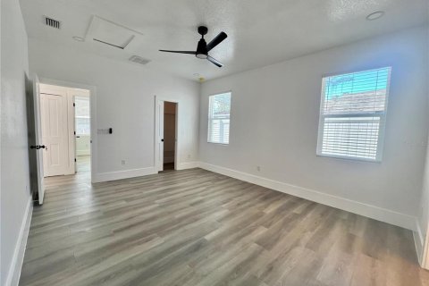 Casa en venta en Tampa, Florida, 4 dormitorios, 140.75 m2 № 2102240 - foto 28
