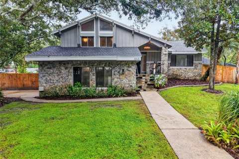 Villa ou maison à Casselberry, Floride 4 chambres, 200.58 m2 № 2409805