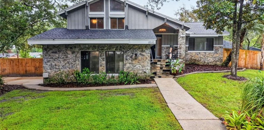Villa ou maison à Casselberry, Floride 4 chambres, 200.58 m2 № 2409805