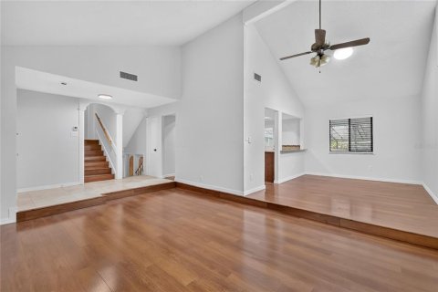 Villa ou maison à vendre à Casselberry, Floride: 4 chambres, 200.58 m2 № 2409805 - photo 13