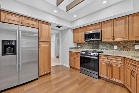 Villa ou maison à vendre à Casselberry, Floride: 4 chambres, 200.58 m2 № 2409805 - photo 7