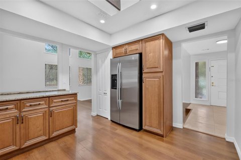 Villa ou maison à vendre à Casselberry, Floride: 4 chambres, 200.58 m2 № 2409805 - photo 10
