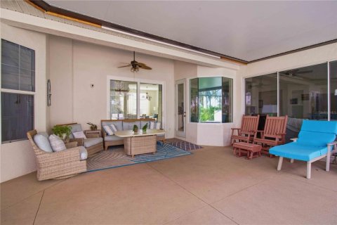 House in Bradenton, Florida 4 bedrooms, 332.31 sq.m. № 2210538 - photo 24