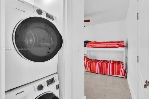 Снять в аренду квартиру в Лодердейл-бай-те-Си, Флорида 2 спальни, 96.62м2, № 2051194 - фото 16