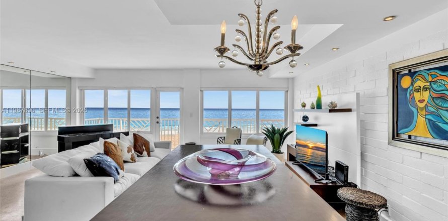 Квартира в Лодердейл-бай-те-Си, Флорида 2 спальни, 96.62м2 № 2051194