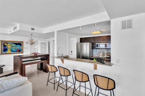 Снять в аренду квартиру в Лодердейл-бай-те-Си, Флорида 2 спальни, 96.62м2, № 2051194 - фото 26