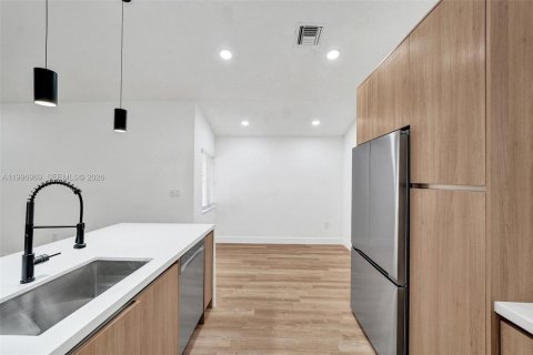 Casa en venta en Plantation, Florida, 3 dormitorios, 145.3 m2 № 2058905 - foto 25