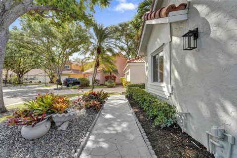 Casa en venta en Plantation, Florida, 3 dormitorios, 145.3 m2 № 2058905 - foto 9