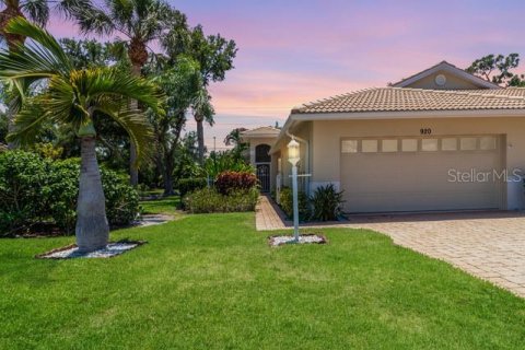 Villa ou maison à louer à Englewood, Floride: 2 chambres, 128.67 m2 № 1827719 - photo 1