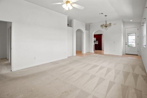 Villa ou maison à louer à Englewood, Floride: 2 chambres, 128.67 m2 № 1827719 - photo 7
