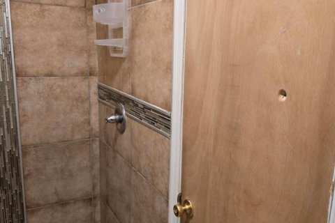 Apartment in Miami Gardens, Florida 1 bedroom, 321.26 sq.m. № 2173252 - photo 12