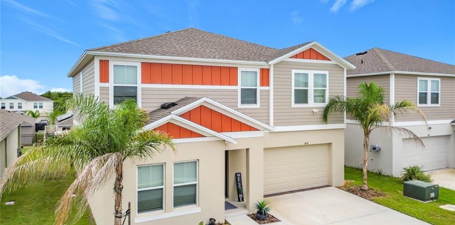 Villa ou maison à Haines City, Floride 5 chambres, 226.96 m2 № 2384157