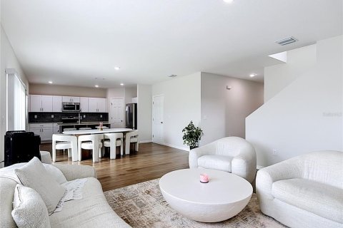 Villa ou maison à louer à Haines City, Floride: 5 chambres, 226.96 m2 № 2384157 - photo 4