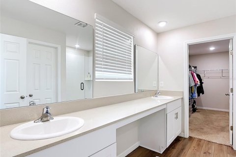 Villa ou maison à louer à Haines City, Floride: 5 chambres, 226.96 m2 № 2384157 - photo 24