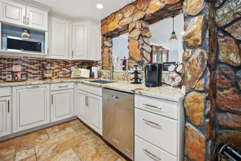 Villa ou maison à vendre à Saint Petersburg, Floride: 4 chambres, 230.4 m2 № 1902089 - photo 20