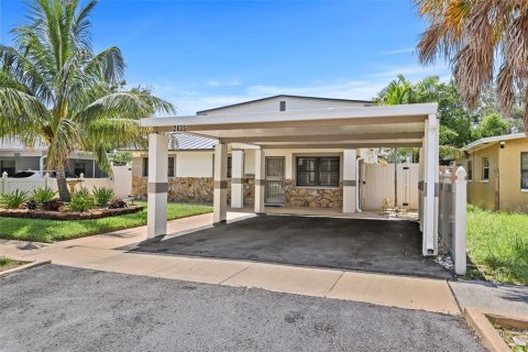 Villa ou maison à vendre à Saint Petersburg, Floride: 4 chambres, 230.4 m2 № 1902089 - photo 5
