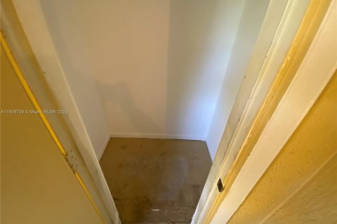 Снять в аренду кондоминиум в Помпано-Бич, Флорида 2 спальни, 83.89м2, № 1964633 - фото 19