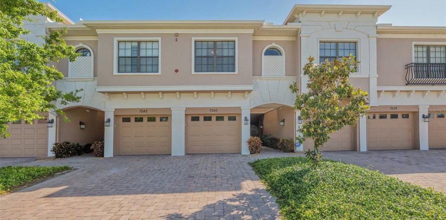 Townhouse in Bradenton, Florida 3 bedrooms, 141.21 sq.m. № 1851069