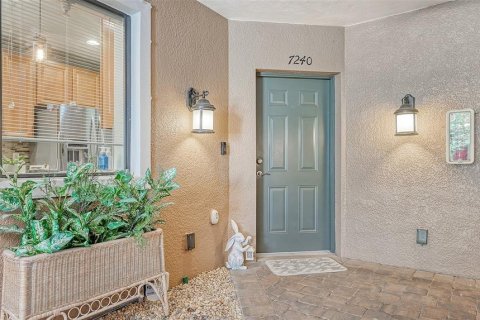 Townhouse in Bradenton, Florida 3 bedrooms, 141.21 sq.m. № 1851069 - photo 5