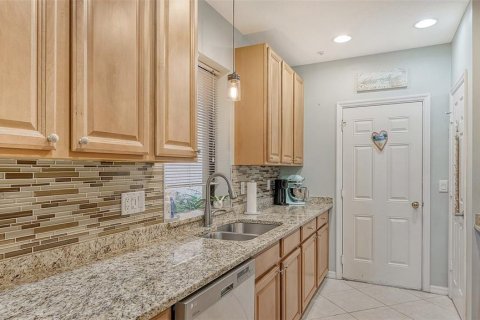 Townhouse in Bradenton, Florida 3 bedrooms, 141.21 sq.m. № 1851069 - photo 16