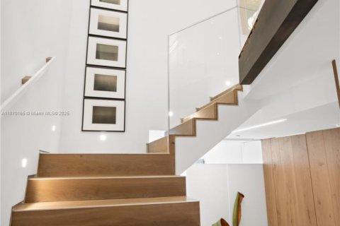 Copropriété à vendre à Miami, Floride: 3 chambres, 250.93 m2 № 1979770 - photo 27