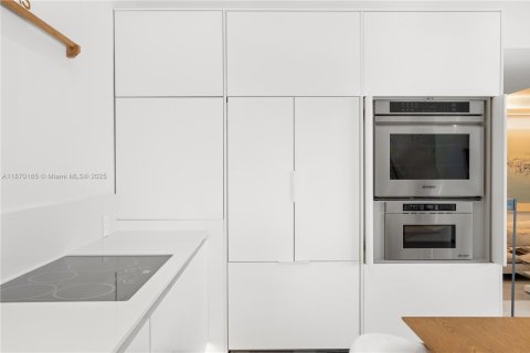 Copropriété à vendre à Miami, Floride: 3 chambres, 250.93 m2 № 1979770 - photo 10