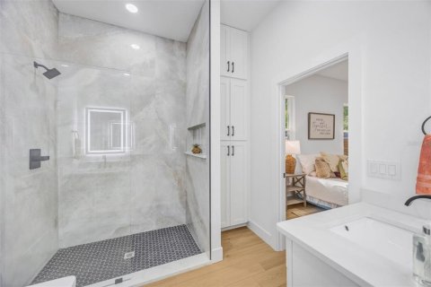 Casa en venta en Winter Haven, Florida, 5 dormitorios, 197.88 m2 № 1912641 - foto 21