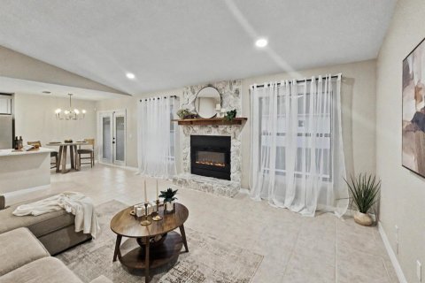 House in Port St. Lucie, Florida 4 bedrooms, 176.7 sq.m. № 2367754 - photo 13