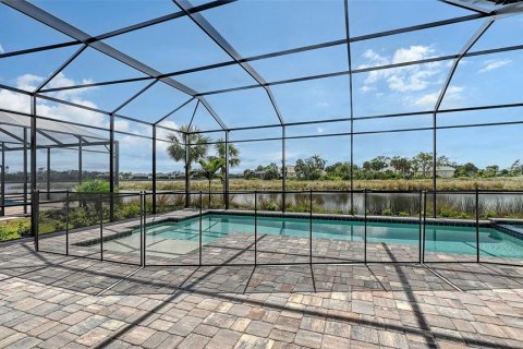 House in Englewood, Florida 3 bedrooms, 253.25 sq.m. № 1255725 - photo 8