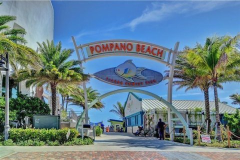 Condo in Pompano Beach, Florida, 2 bedrooms  № 2086550 - photo 14