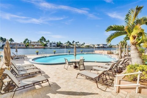 Condo in Pompano Beach, Florida, 2 bedrooms  № 2086550 - photo 10