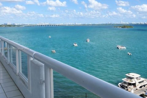 Condominio en Miami, Florida, 2 dormitorios № 2081393