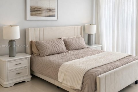 Condominio en alquiler en Miami, Florida, 2 dormitorios, 128.39 m2 № 2081393 - foto 7