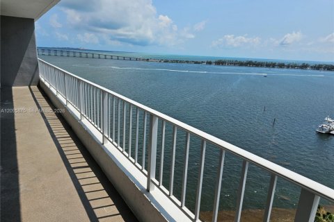 Copropriété à louer à Miami, Floride: 2 chambres, 87.79 m2 № 2385111 - photo 3