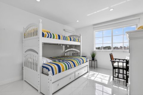 Condo in Hypoluxo, Florida, 3 bedrooms  № 2088406 - photo 22