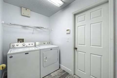 Casa en venta en Groveland, Florida, 3 dormitorios, 161.09 m2 № 1778928 - foto 5