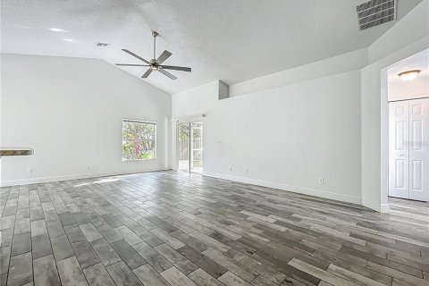Casa en venta en Groveland, Florida, 3 dormitorios, 161.09 m2 № 1778928 - foto 10