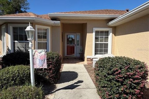 Villa ou maison à louer à Ocala, Floride: 3 chambres, 146.41 m2 № 2413985 - photo 2
