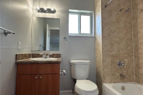 Apartment in Fort Lauderdale, Florida № 1953778 - photo 17