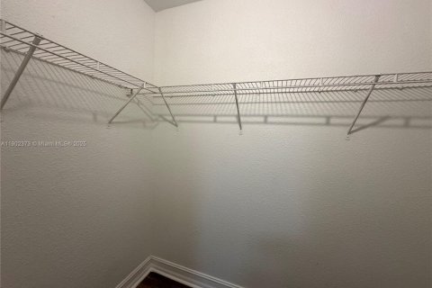 Apartment in Fort Lauderdale, Florida № 1953778 - photo 10