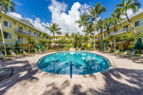 Condo in Fort Lauderdale, Florida, 2 bedrooms  № 1875564 - photo 28