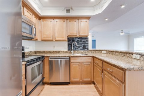 Condo in Fort Lauderdale, Florida, 2 bedrooms  № 1875564 - photo 7