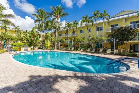 Condo in Fort Lauderdale, Florida, 2 bedrooms  № 1875564 - photo 29