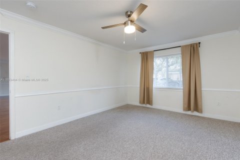 Condo in Fort Lauderdale, Florida, 2 bedrooms  № 1875564 - photo 23