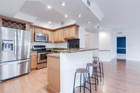 Condo in Fort Lauderdale, Florida, 2 bedrooms  № 1875564 - photo 6