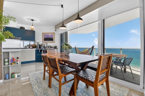 Condo in Sunny Isles Beach, Florida, 3 bedrooms  № 1799293 - photo 8